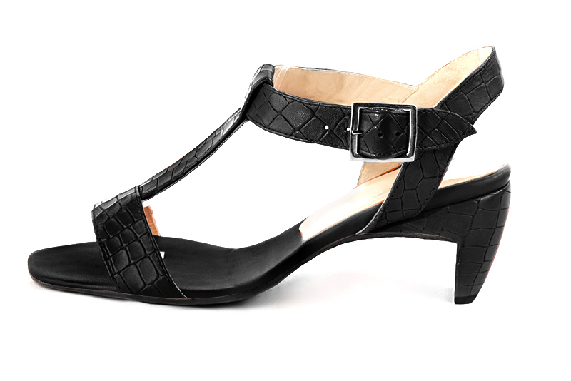 Satin black women's fully open sandals, with an instep strap. Square toe. Medium comma heels. Profile view - Florence KOOIJMAN